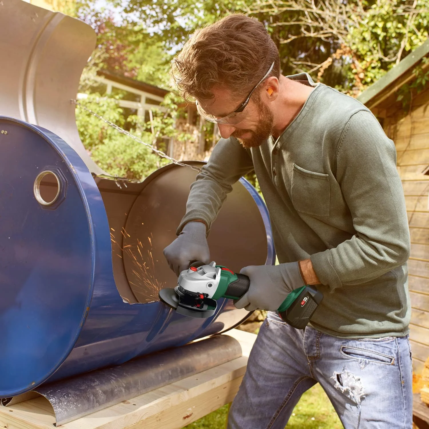 فرز آهنگری کوچک شارژی بوش مدل AdvancedGrind 18V-80 (بدون باتری؛ سیستم 18 ولت؛ برای سنگ زنی، برش، برس زدن و سنباده زنی مواد مختلف؛ در بسته بندی کارتنی) فرز آهنگری کوچک شارژی بوش مدل AdvancedGrind 18V-80 (بدون باتری؛ سیستم 18 ولت؛ برای سنگ زنی، برش، برس زدن و سنباده زنی مواد مختلف؛ در بسته بندی کارتنی)