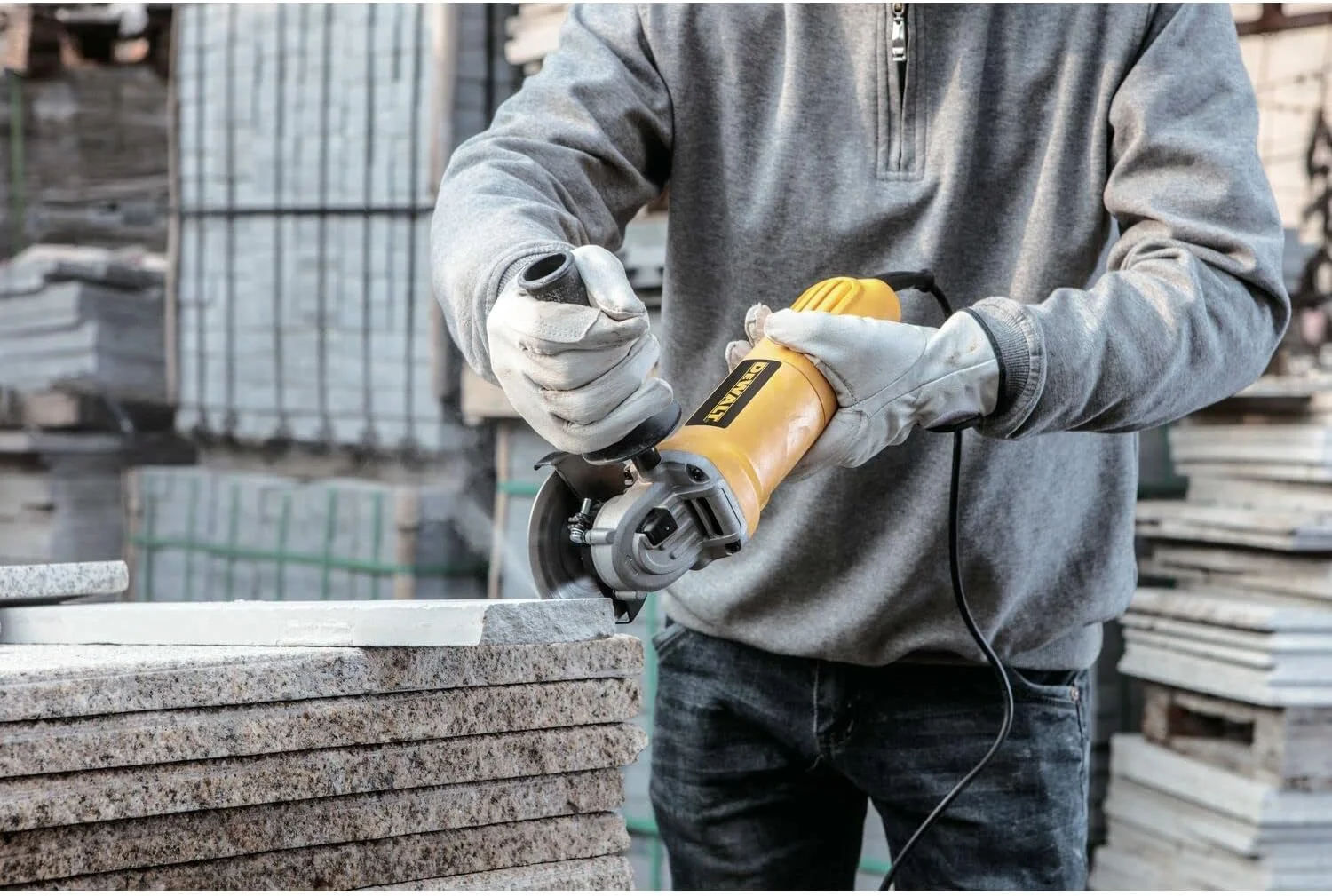 فرز آهنگری کوچک دیوالت 115 میلیمتری - Dwe4010T-B5 فرز آهنگری کوچک دیوالت 115 میلیمتری - Dwe4010T-B5