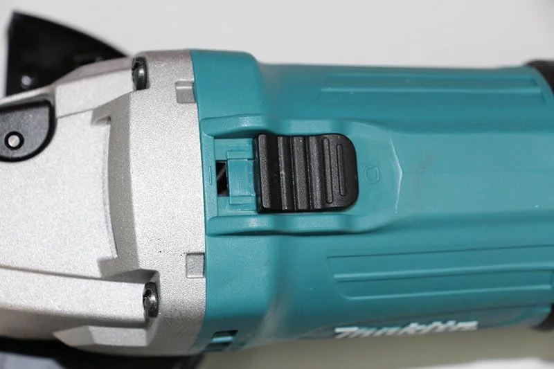 فرز آهنگری ماکیتا M0900B با سیم 540 وات فرز آهنگری ماکیتا M0900B با سیم 540 وات