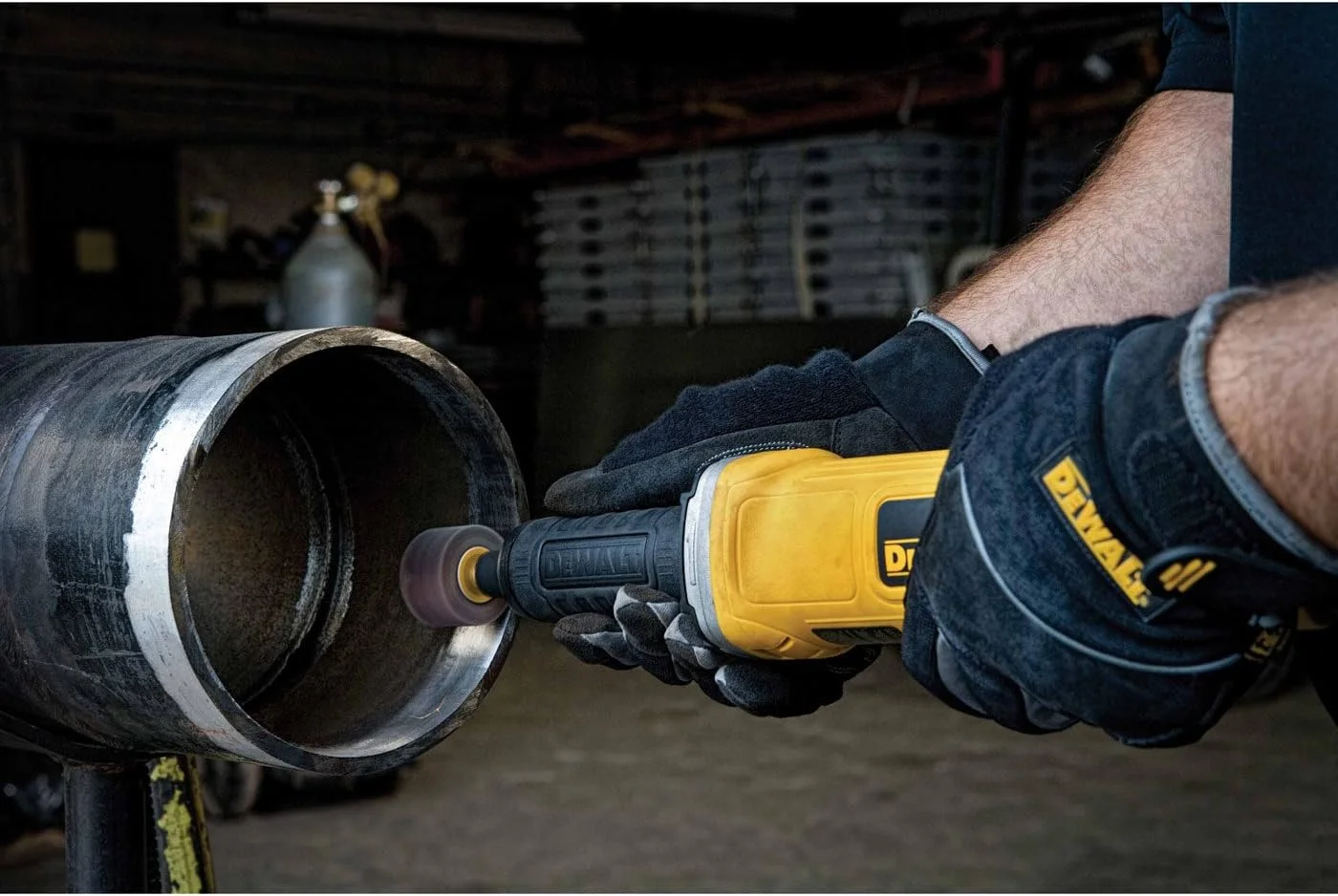 فرز انگشتی دیوالت، 1-1/2 اینچ (DWE4887N) فرز انگشتی دیوالت، 1-1/2 اینچ (DWE4887N)