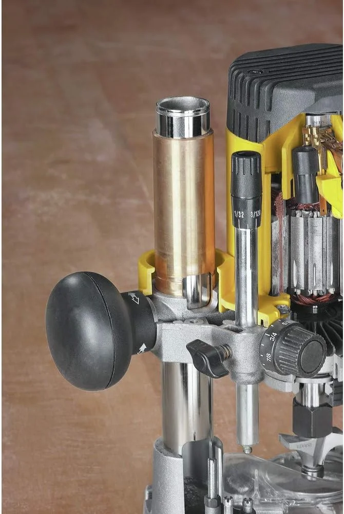 فرز نجاری دیوالت، پایه متحرک، 10 آمپر، 2 اسب بخار (DW621)