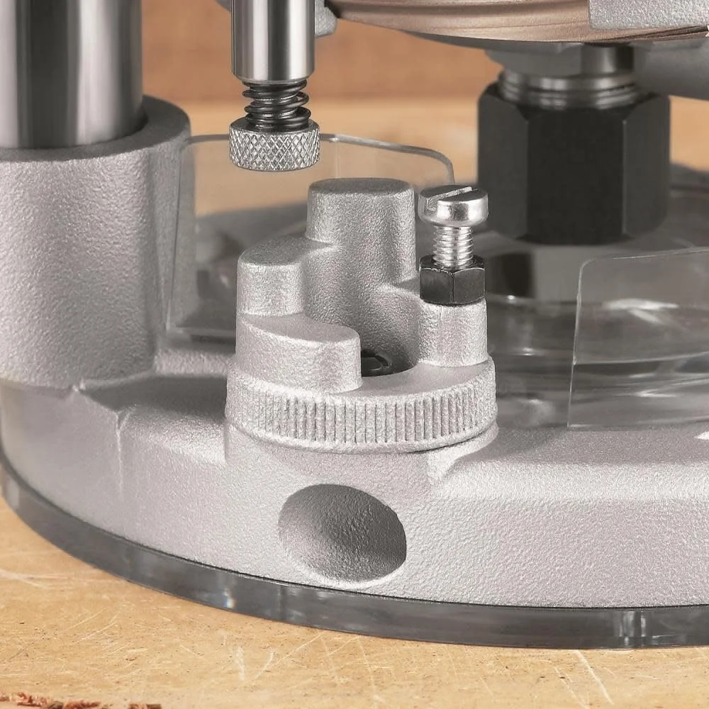 پایه فرز نجاری DEWALT مدل DW6182 مناسب برای فرزهای DW616/618 پایه فرز نجاری DEWALT مدل DW6182 مناسب برای فرزهای DW616/618