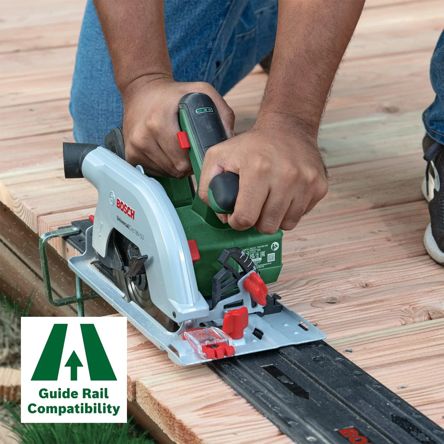 اره دیسکی شارژی یونیورسال سیرک 18V-53 بوش (تیغه اره چوب Optiline، آداپتور مکش گرد و غبار، راهنمای موازی)