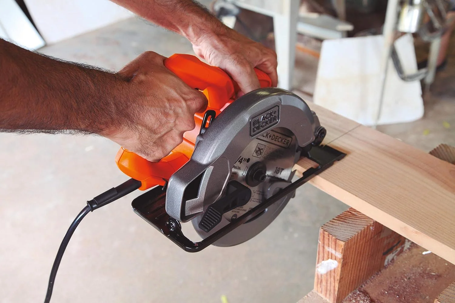 اره دیسکی بلک اند دکر مدل Sierra - CS1004-B5 اره دیسکی بلک اند دکر مدل Sierra - CS1004-B5