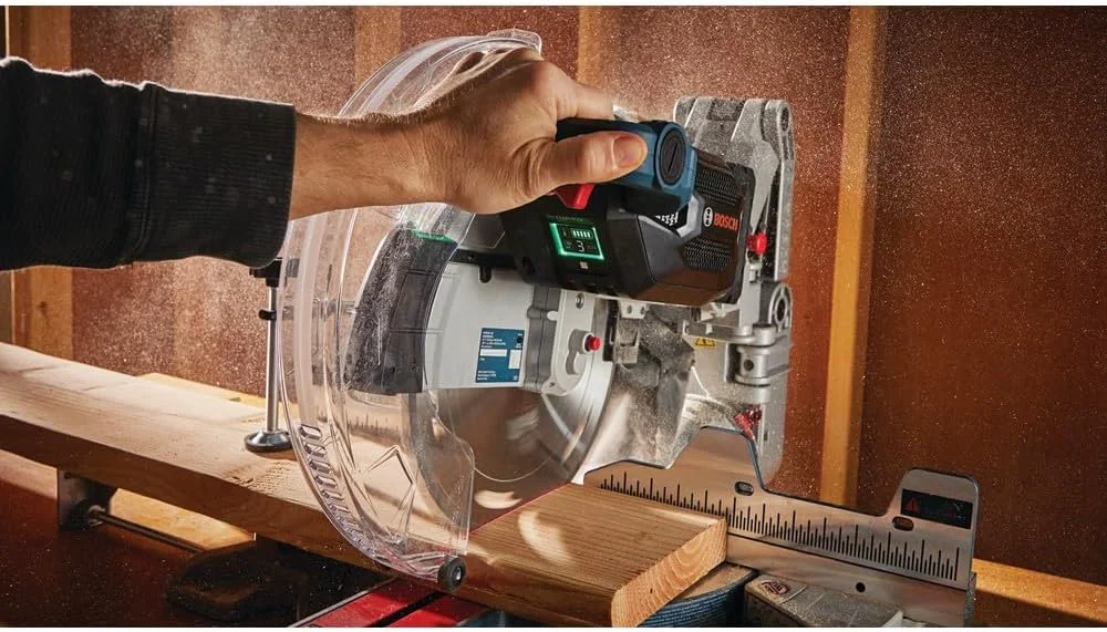 اره فارسی بر کشویی 12 اینچی 18 ولت بوش مدل GCM18V-12GDCN سری PROFACTOR (فقط ابزار) اره فارسی بر کشویی 12 اینچی 18 ولت بوش مدل GCM18V-12GDCN سری PROFACTOR (فقط ابزار)