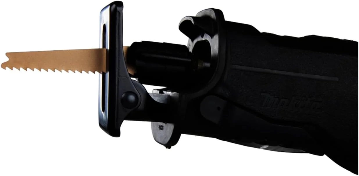 اره عمودبر شارژی ماکیتا مدل DJR360ZK (36 ولت) با موتور براشلس، دو باتری 18 ولتی لیتیوم-یون LXT، عرضه شده در کیف حمل (باتری و شارژر شامل نمی شود) اره عمودبر شارژی ماکیتا مدل DJR360ZK (36 ولت) با موتور براشلس، دو باتری 18 ولتی لیتیوم-یون LXT، عرضه شده در کیف حمل (باتری و شارژر شامل نمی شود)