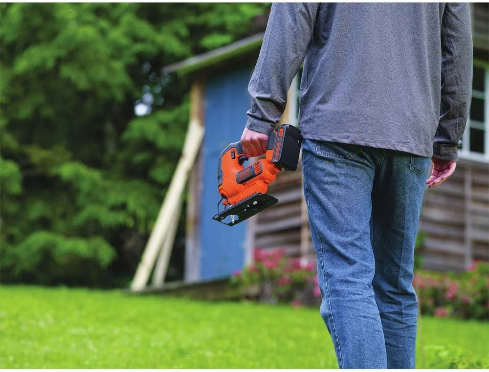 اره عمود بر شارژی BLACK+DECKER 20V MAX* POWERCONNECT (BDCJS20C)