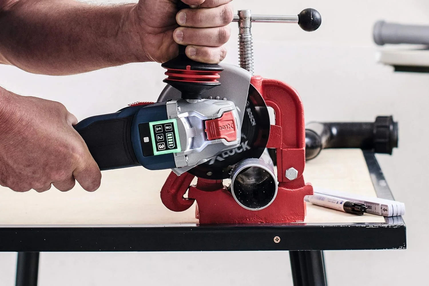 صفحه برش چند منظوره کاربید تنگستن بوش پروفشنال 260925C127 (برای چوب، پلاستیک، صفحات گچی، لوله مسی، X-Lock، Ø 125 میلی متر، سوراخ Ø 22.23 میلی متر، لوازم جانبی فرز زاویه ای) صفحه برش چند منظوره کاربید تنگستن بوش پروفشنال 260925C127 (برای چوب، پلاستیک، صفحات گچی، لوله مسی، X-Lock، Ø 125 میلی متر، سوراخ Ø 22.23 میلی متر، لوازم جانبی فرز زاویه ای)