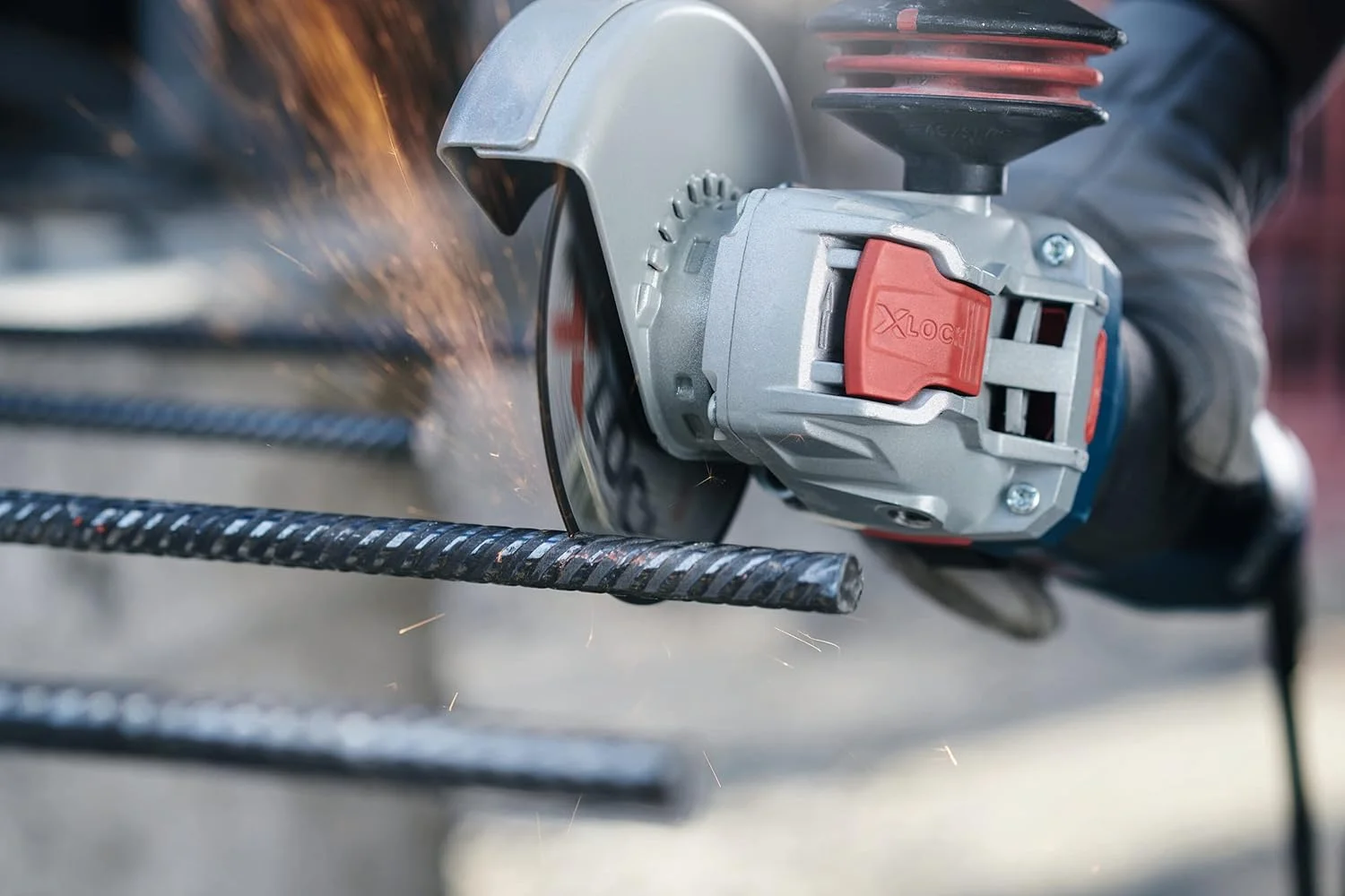 صفحه برش فلز بوش پروفشنال اکسپرت با مرکز فرورفته (X-LOCK، قطر 125 میلی متر، سوراخ 22.23 میلی متر، ضخامت: 2.5 میلی متر، لوازم جانبی سنگ فرز) صفحه برش فلز بوش پروفشنال اکسپرت با مرکز فرورفته (X-LOCK، قطر 125 میلی متر، سوراخ 22.23 میلی متر، ضخامت: 2.5 میلی متر، لوازم جانبی سنگ فرز)