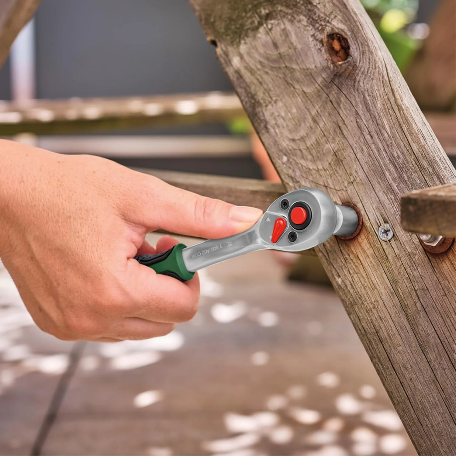 مجموعه جغجغه بوش 1/4 اینچ + 1/2 اینچ 57 قطعه (دو جغجغه قدرتمند برای مصارف مختلف خانگی؛ 55 عدد متعلقات؛ گشتاور بالا؛ دکمه قفل؛ سوییچ تغییر جهت؛ گردن خمیده؛ روکش نرم؛ کیف حمل) مجموعه جغجغه بوش 1/4 اینچ + 1/2 اینچ 57 قطعه (دو جغجغه قدرتمند برای مصارف مختلف خانگی؛ 55 عدد متعلقات؛ گشتاور بالا؛ دکمه قفل؛ سوییچ تغییر جهت؛ گردن خمیده؛ روکش نرم؛ کیف حمل)