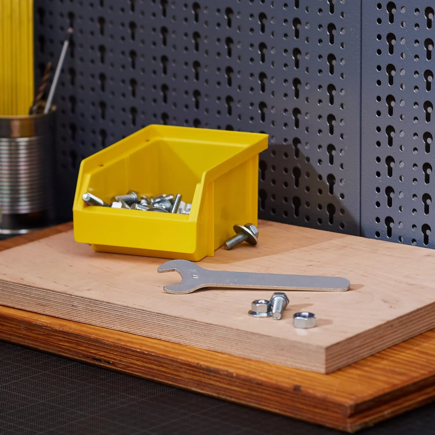 آچار تخت بوش 1607950525، 17 میلی متر، مشکی آچار تخت بوش 1607950525، 17 میلی متر، مشکی