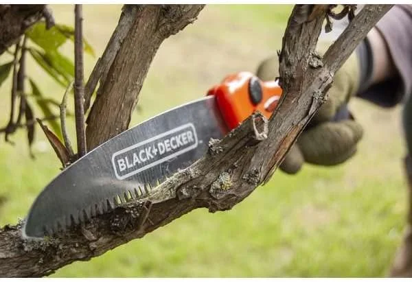 مجموعه اره دو تکه Black & Decker شامل اره کمانی 21 اینچی و اره تاشو 7.5 اینچی، نارنجی مجموعه اره دو تکه Black & Decker شامل اره کمانی 21 اینچی و اره تاشو 7.5 اینچی، نارنجی