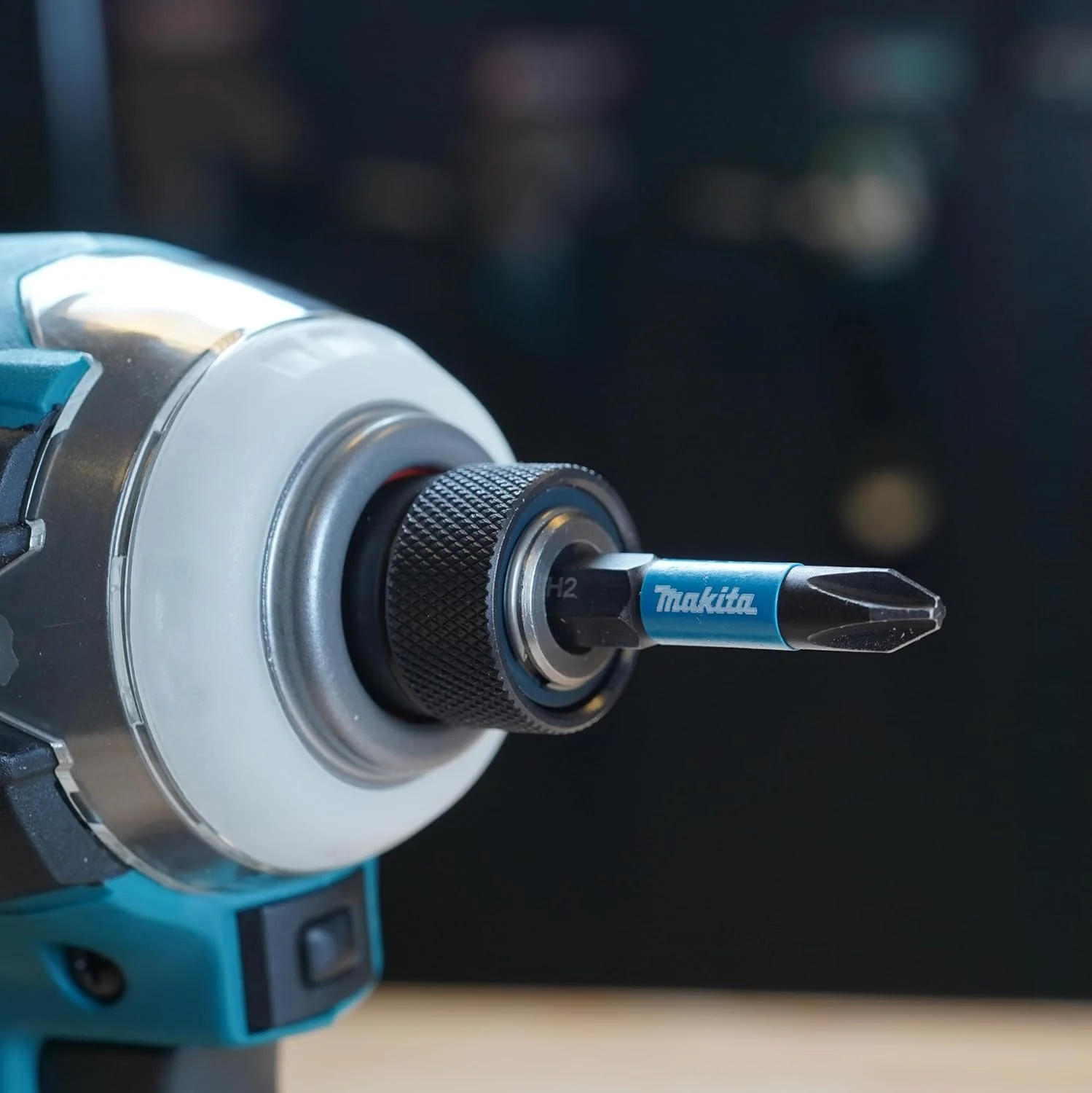 نوک پیچ گوشتی مشکی ماکیتا مدل B-63725 PH2 نوک پیچ گوشتی مشکی ماکیتا مدل B-63725 PH2