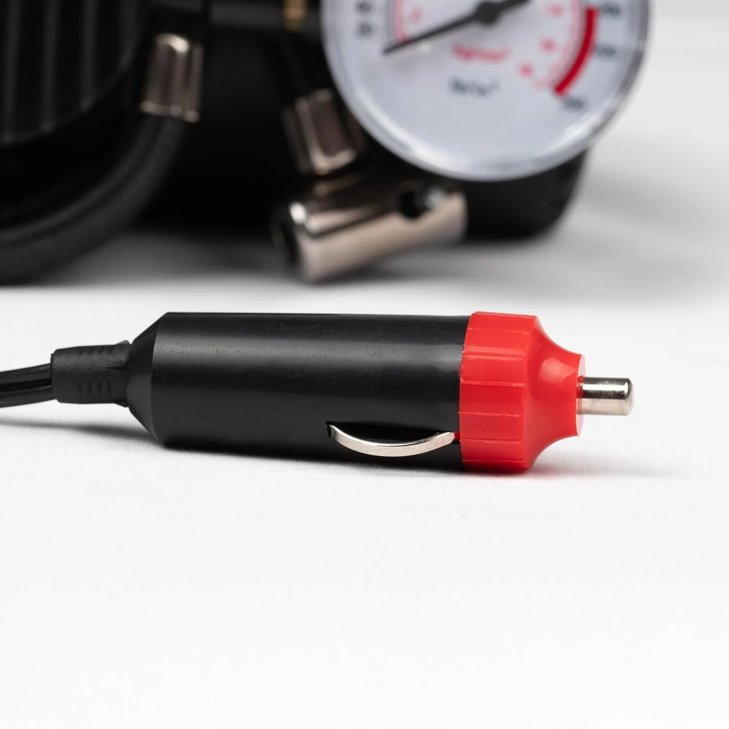 کمپرسور باد تایر خودرو EQUIP EAC004، فشار 150psi، مناسب برای کارگاه و گاراژ کمپرسور باد تایر خودرو EQUIP EAC004، فشار 150psi، مناسب برای کارگاه و گاراژ