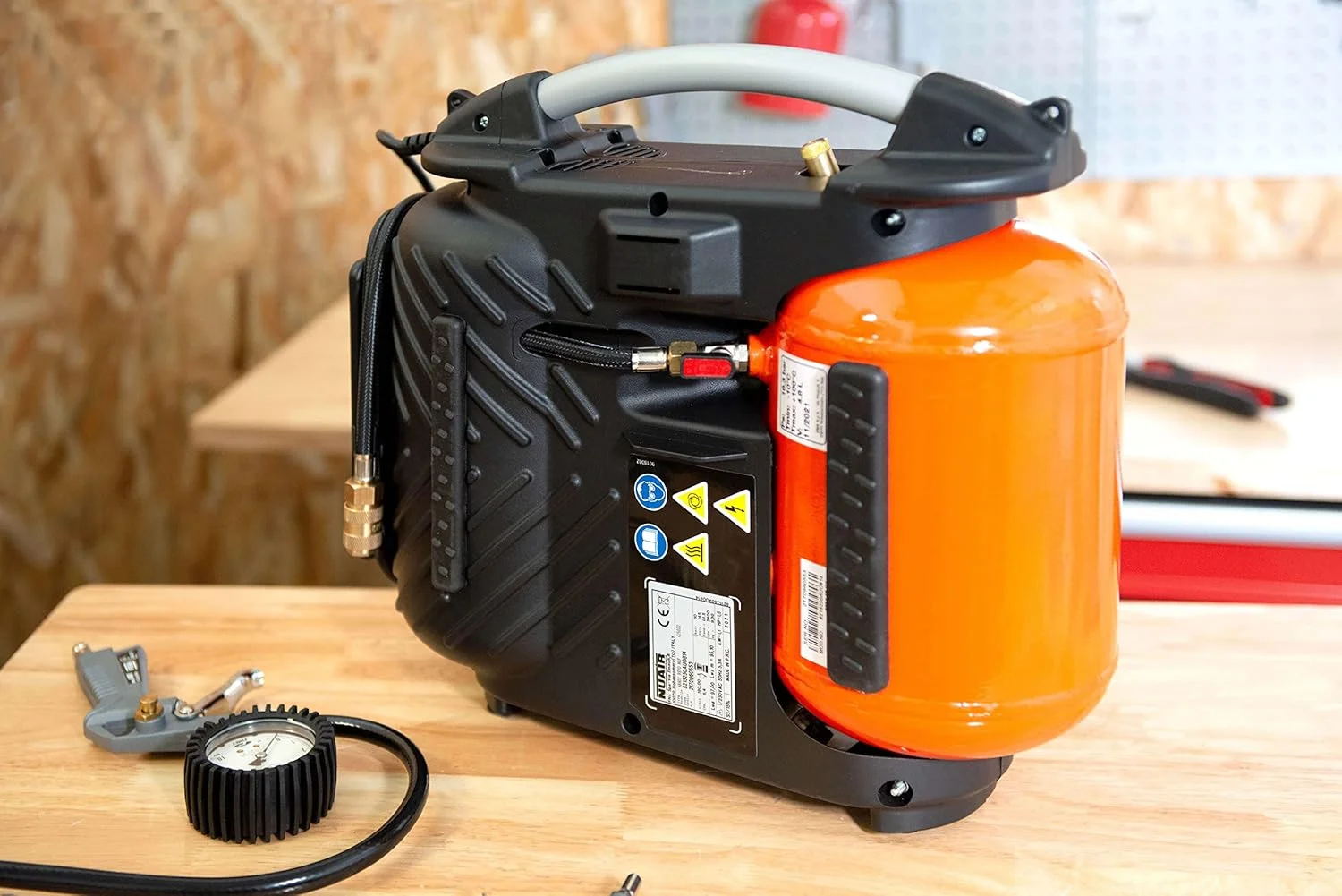 کمپرسور هوای دستی Revo مدل RevolutionAIR 425022