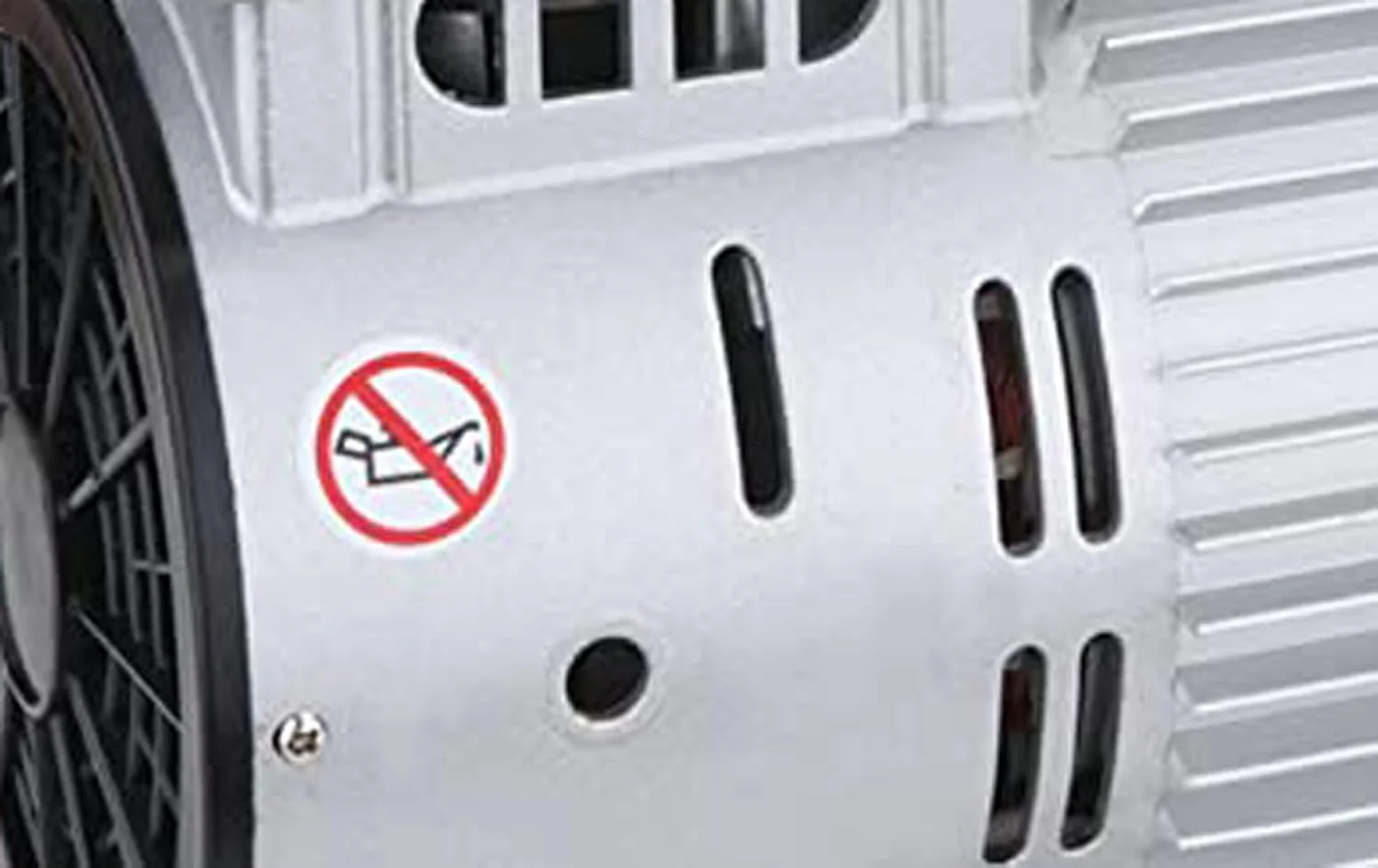 موتور کمپرسور هوای فوق العاده بی صدا و بدون روغن کالیفرنیا ایر تولز مدل SP-9421-22060، 2.0 اسب بخار (220 ولت 60 هرتز)، خاکستری