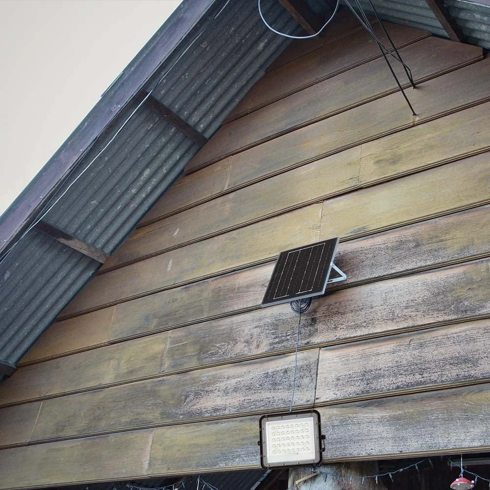 چراغ های خورشیدی прожектор V-TAC مشکی - مشکی - IP65 - 400 لومن - 6400K چراغ های خورشیدی прожектор V-TAC مشکی - مشکی - IP65 - 400 لومن - 6400K