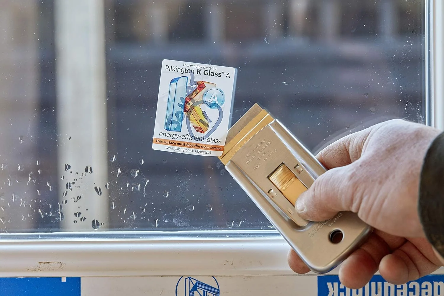 کاردک مدل "حرفه ای" 0-28-500، چند رنگ