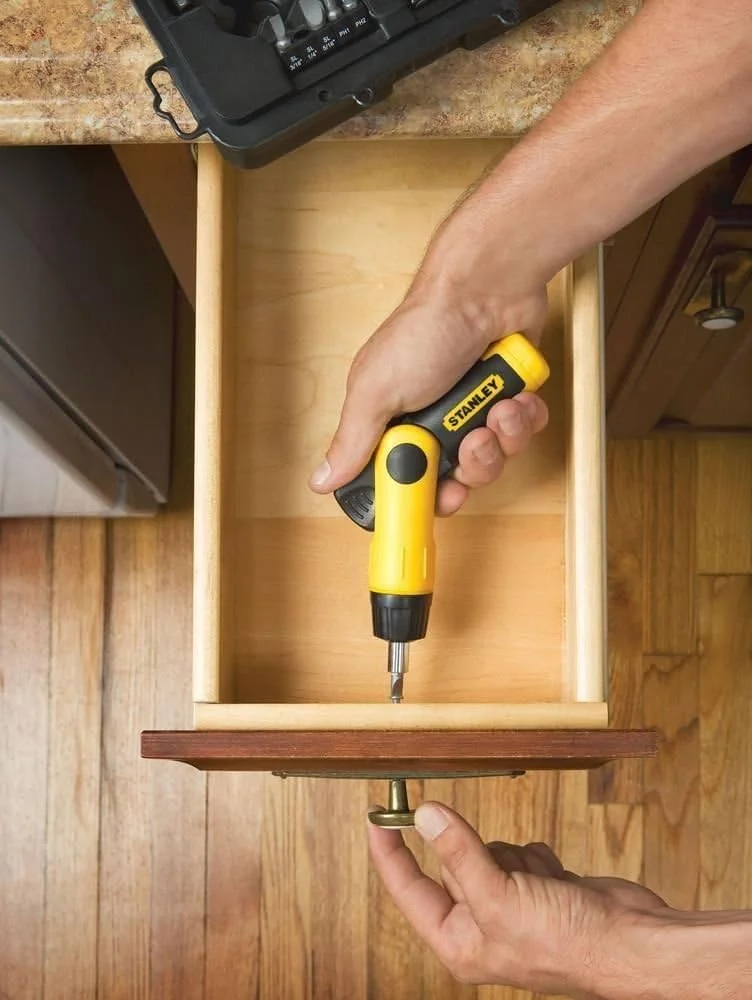 پیچ گوشتی دسته пистолетی استنلی 0-63-022، چند رنگ، مجموعه 24 عددی