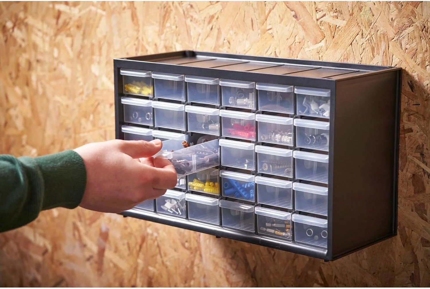 جعبه ابزار استنلی 1-93-980 با محفظه، مشکی/شفاف