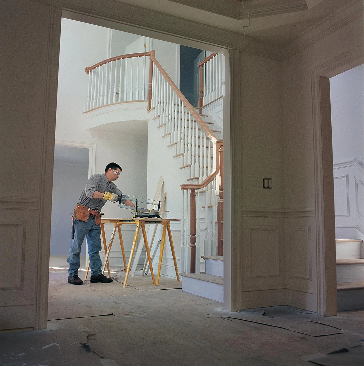 جعبه برش اره فارسی بر فلزی اتوماتیک استنلی به همراه اره - اره ظریف با تیغه اره جهانی 13 دندانه در اینچ - زاویه های 30، 45، 60 و 90 درجه - 1-20-800 جعبه برش اره فارسی بر فلزی اتوماتیک استنلی به همراه اره - اره ظریف با تیغه اره جهانی 13 دندانه در اینچ - زاویه های 30، 45، 60 و 90 درجه - 1-20-800