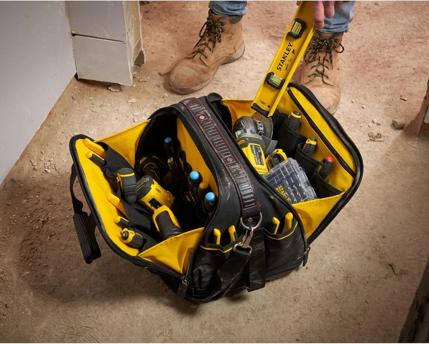 کیف ابزار چند منظوره استنلی مدل FMST1-73607 FATMAX کیف ابزار چند منظوره استنلی مدل FMST1-73607 FATMAX