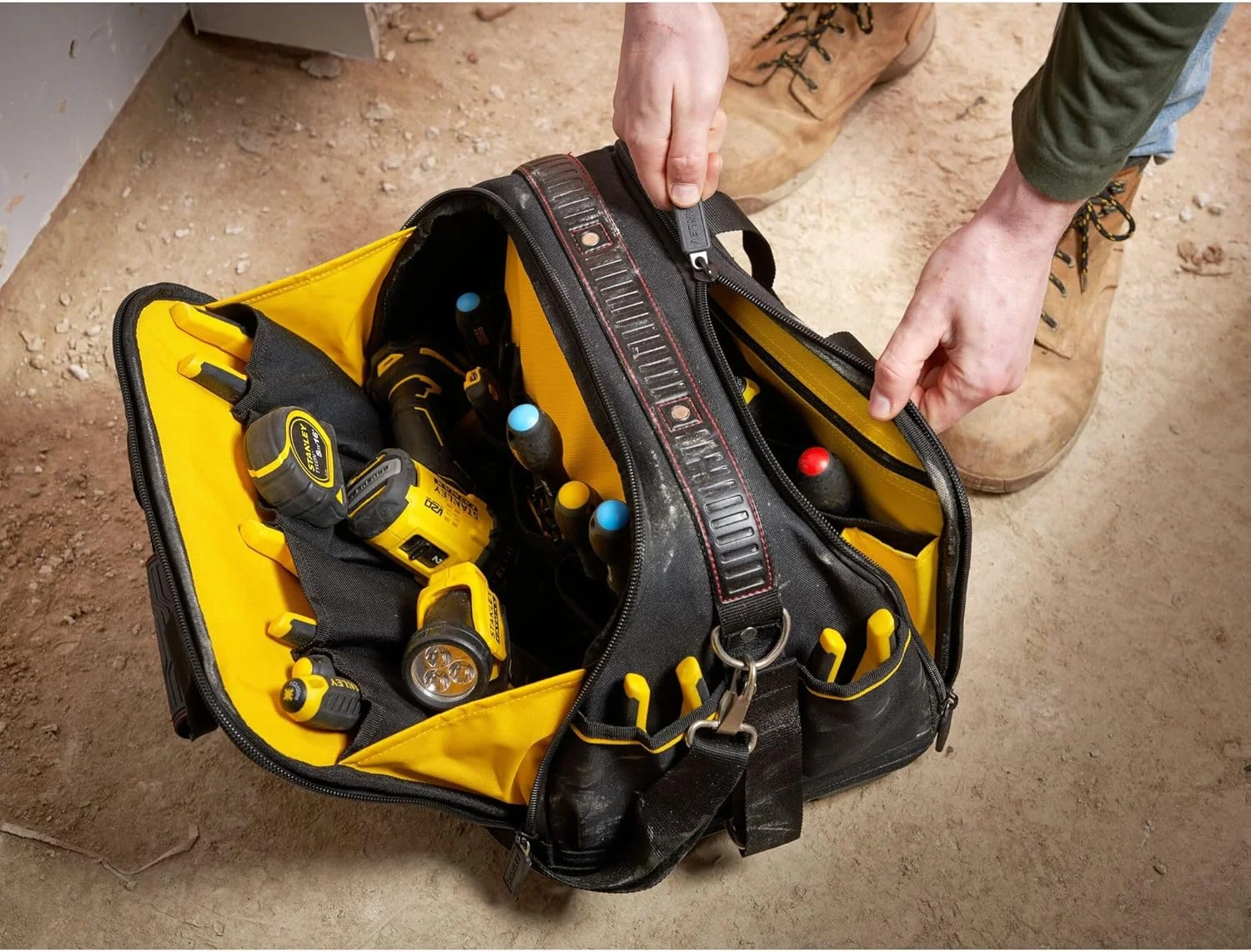 کیف ابزار چند منظوره استنلی مدل FMST1-73607 FATMAX کیف ابزار چند منظوره استنلی مدل FMST1-73607 FATMAX