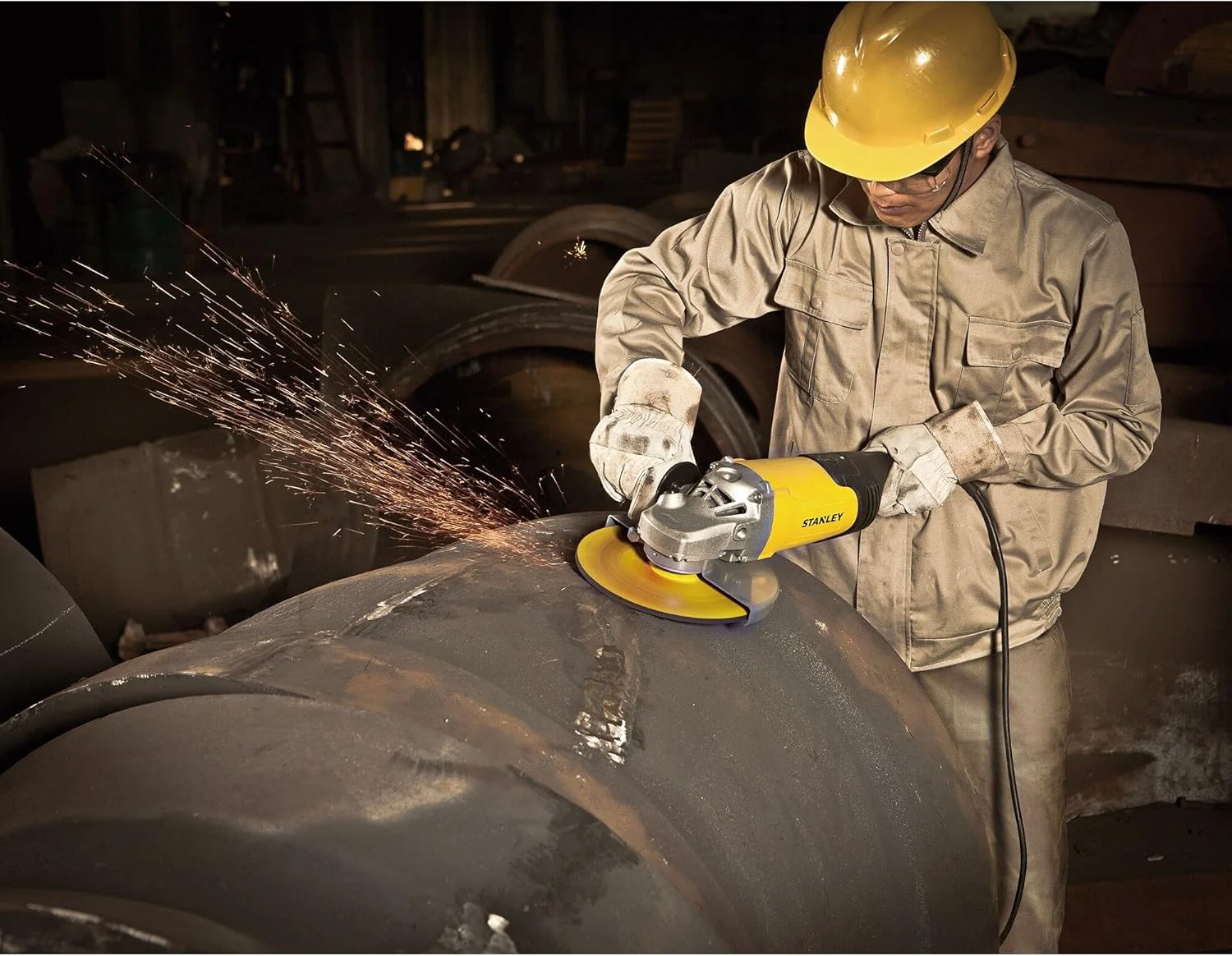 فرز سنگبری بزرگ استنلی مدل STGL2023 با قطر صفحه 230 میلی‌متر