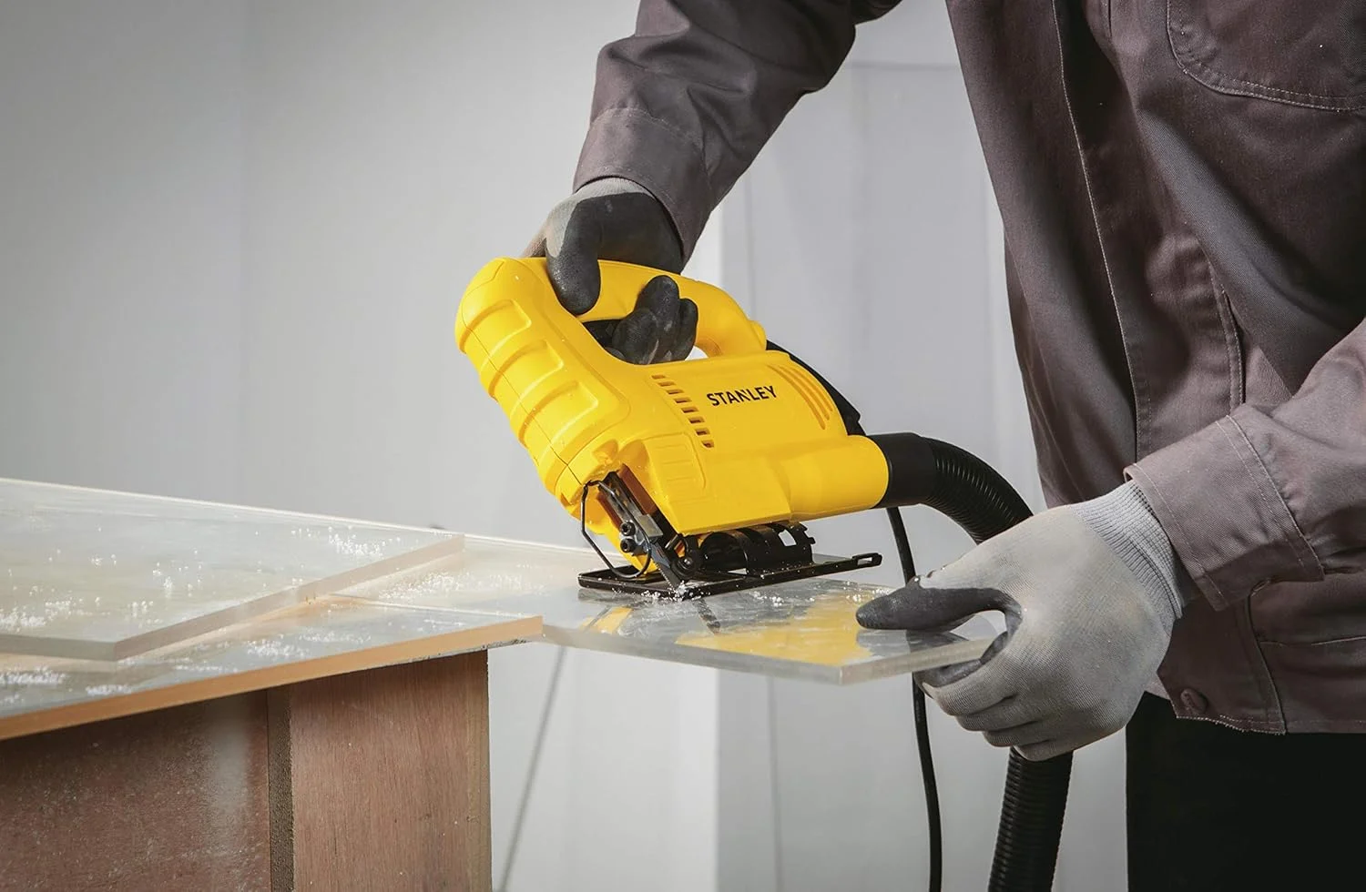 اره عمود بر استنلی، 450 وات، سرعت متغیر، سیم دار، برای برش چوب، ورق فلز و پلاستیک، زرد/مشکی - Sj45-B5