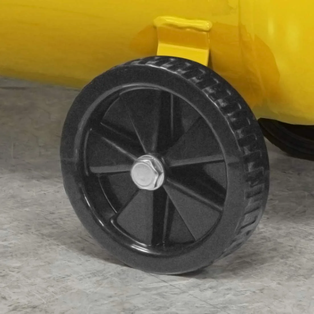 کمپرسور هوا استنلی، مخزن 24 لیتری، 1500 وات، حداکثر فشار 8 بار، خاموش شدن خودکار، دسته لاستیکی و چرخ های حمل و نقل، طراحی قابل حمل، D211/8/24