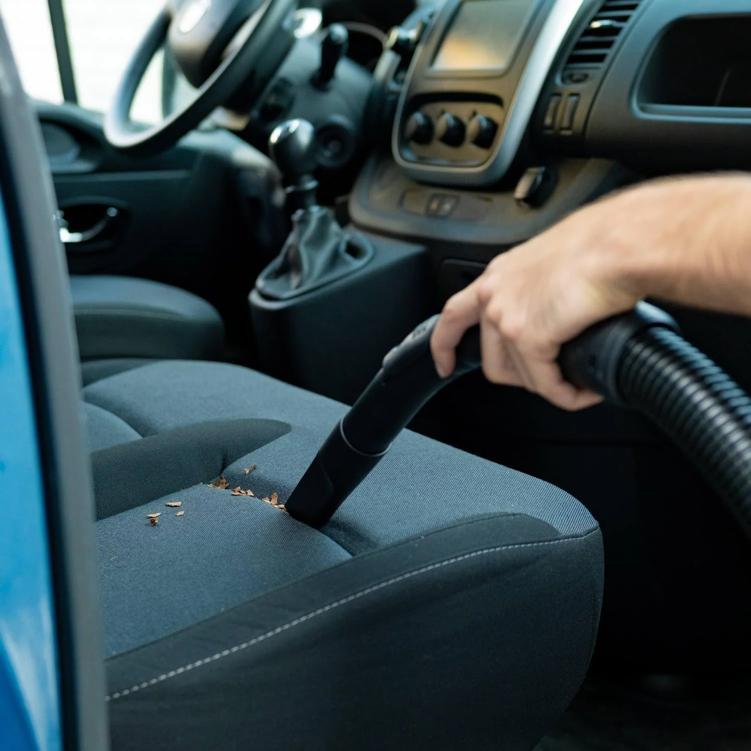 جاروبرقی آب و خاک استنلی SXVC15PE، مشکی، 1000 وات، 15 لیتر، 76 دسی بل