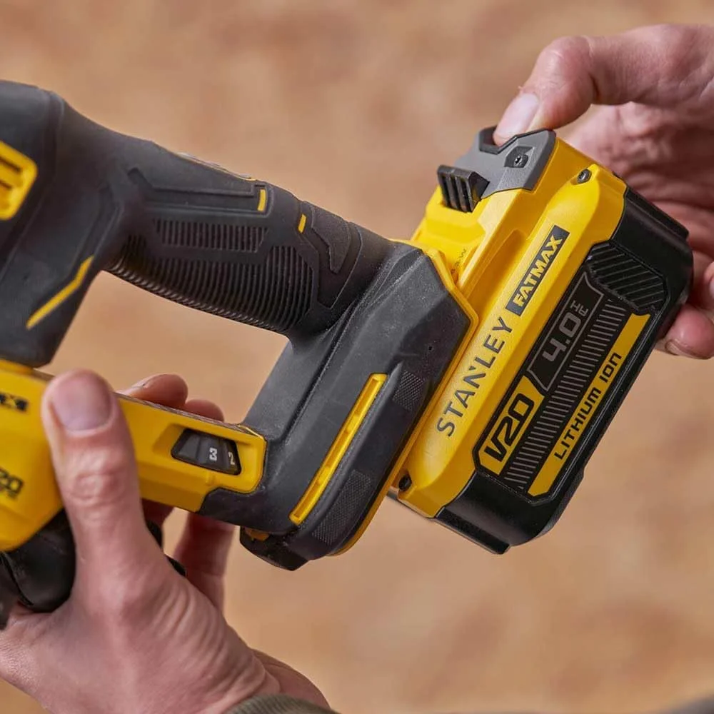 سنباده لرزان شارژی 18 ولت استنلی فت مکس V20 به همراه