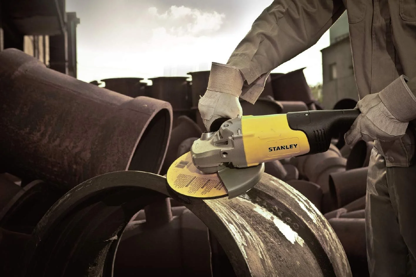 فرز سنگبری بزرگ 2000 وات استنلی مدل SL209-B5