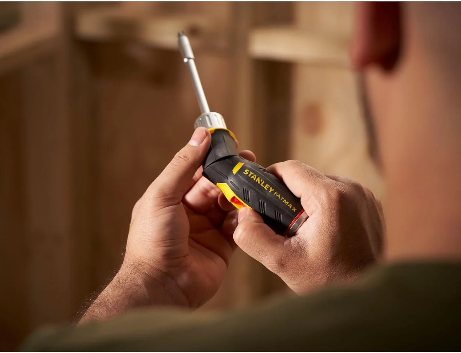 ست پیچ گوشتی جغجغه ای تپانچه ای استنلی FMHT0-62691 با 12 سری، چند رنگ