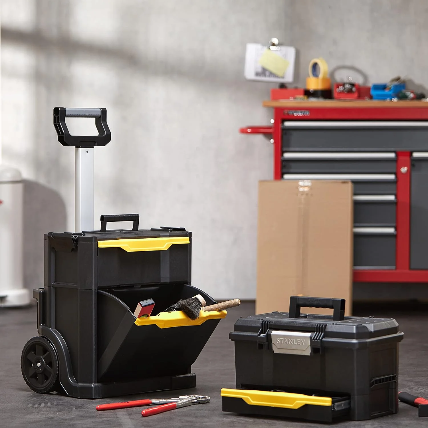 جعبه ابزار چرخ‌دار استنلی (77.8 x 48.8 x 34.8 سانتی‌متر، 2 در 1، ساختار ماژولار، سه جعبه ابزار جداشدنی با رهاسازی سریع، دسته آلومینیومی تلسکوپی) STST1-70344