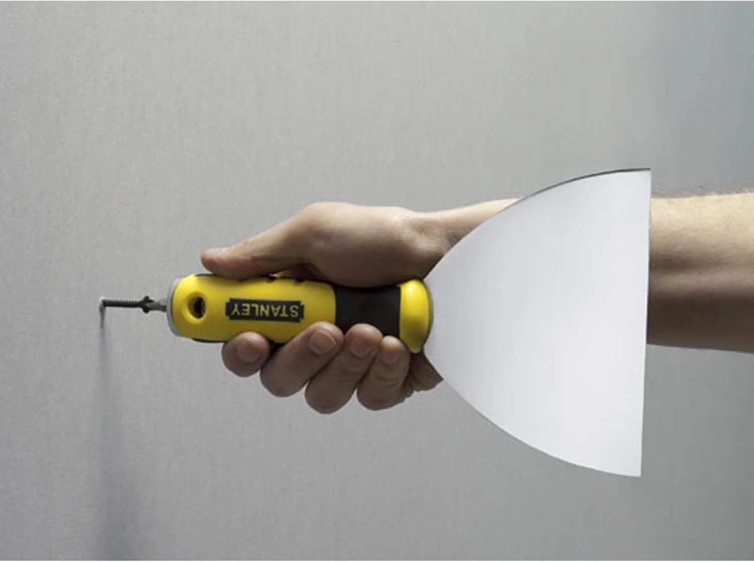 کاردک استنلی - استیل ضد زنگ 152 میلی متر 6 اینچ + سری پیچ گوشتی PH2 کاردک استنلی - استیل ضد زنگ 152 میلی متر 6 اینچ + سری پیچ گوشتی PH2