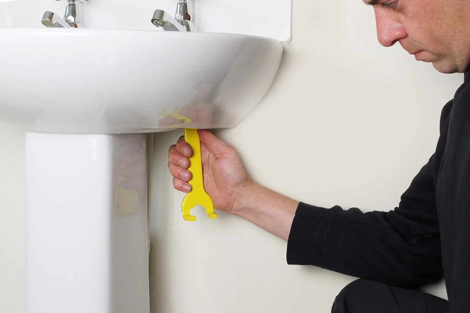 آچار لوله گیر سینک استنلی 0-70-454 برای سایزهای 1/2 و 3/4 اینچ، زرد