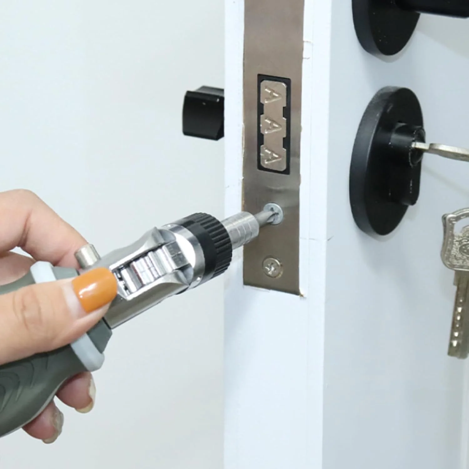 پیچ گوشتی جغجغه ای چند منظوره با محفظه نگهداری سری مخفی و سر قابل تنظیم برای مصارف خانگی و پروژه های DIY پیچ گوشتی جغجغه ای چند منظوره با محفظه نگهداری سری مخفی و سر قابل تنظیم برای مصارف خانگی و پروژه های DIY