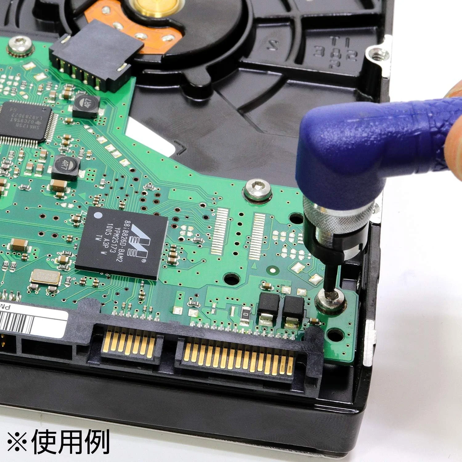 پیچ گوشتی دو سر زاویه دار مهندس به همراه سری های متنوع (آچار دو قلو). ساخت ژاپن. dr-07