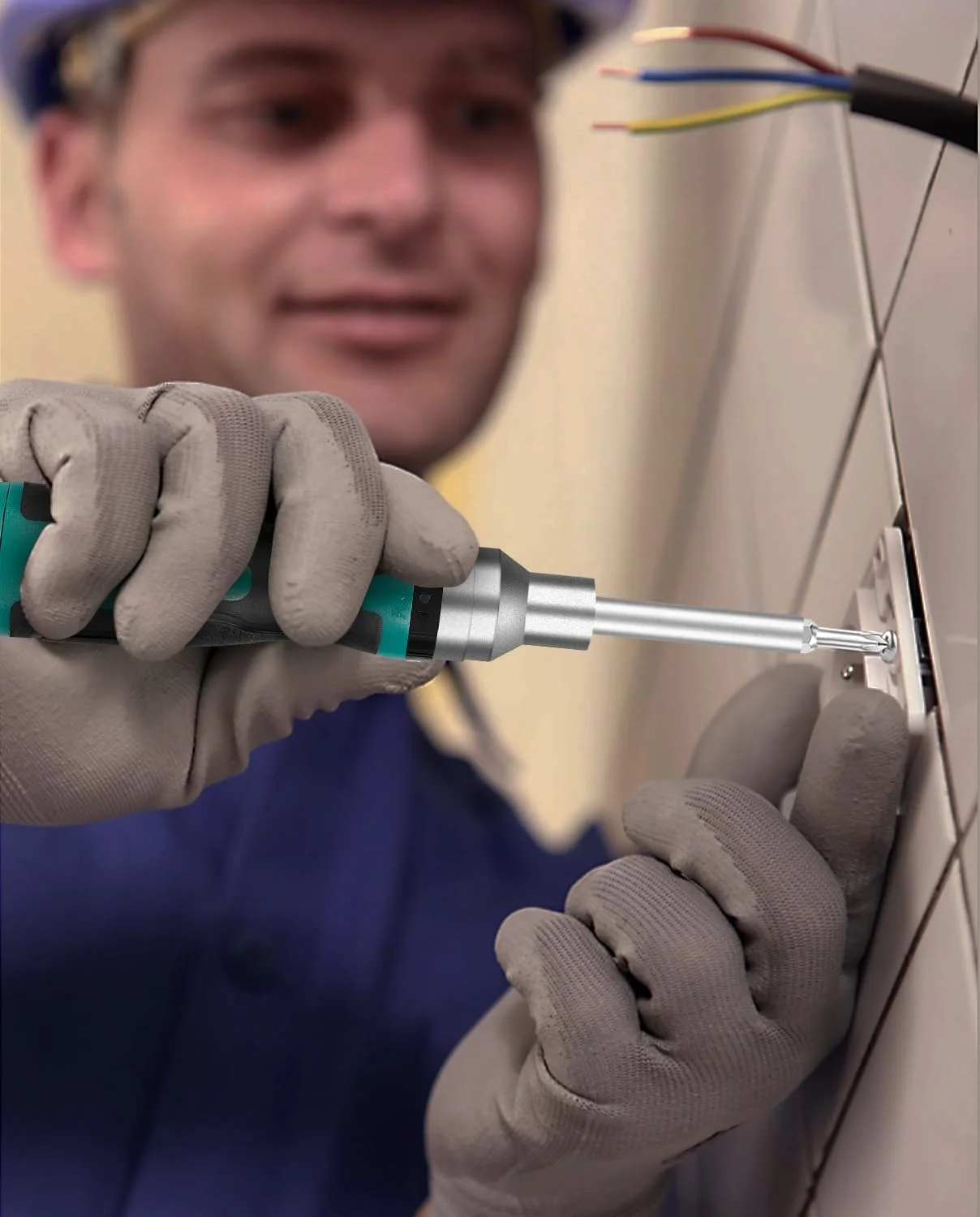 پیچ گوشتی جغجغه ای HYCHIKA 16 در 1 چند بیتی، ست پیچ گوشتی جغجغه ای همه کاره با سری های چهارسو، دوسو، ستاره ای، مربعی، آلن و آچار بکس دو طرفه