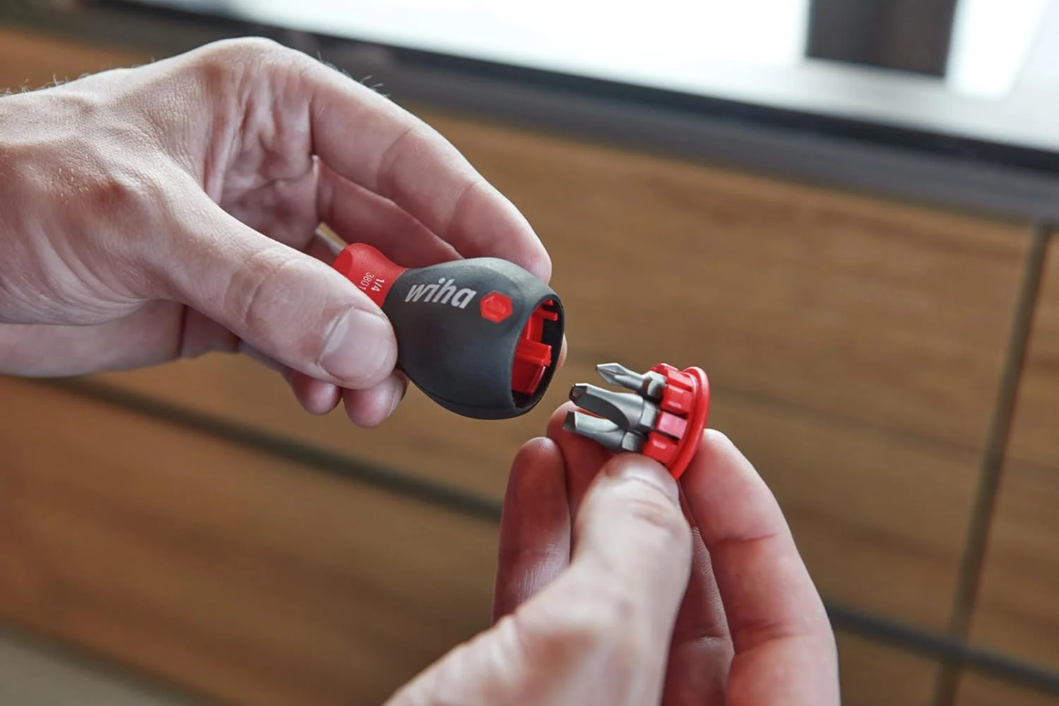 دسته پیچ گوشتی کوتاه ویا 38045 با سری های شش در یک، ستاره ای