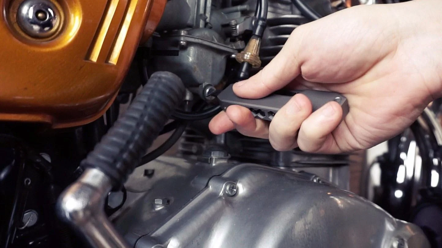 ابزار چندکاره جیبی Big Idea Design Bit Bar - تیتانیوم گرید 5 (سنگ شور) ابزار چندکاره جیبی Big Idea Design Bit Bar - تیتانیوم گرید 5 (سنگ شور)