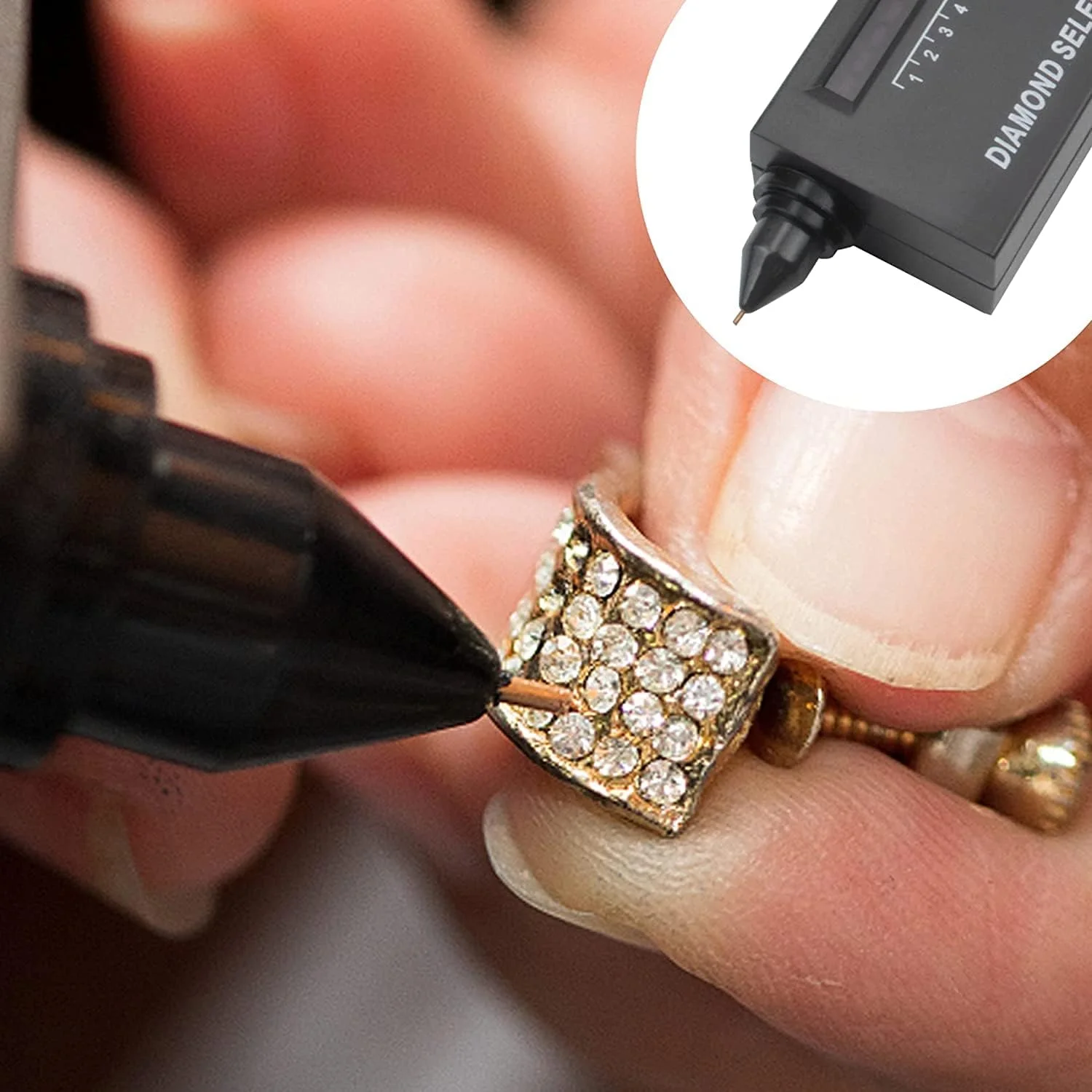 قلم تست الماس حرفه ای Broadsheet، قلم تست الماس جواهرات با دقت بالا، تستر الکترونیکی الماس و سنگ های قیمتی و کیت ابزار ذره بین 60X برای مبتدیان و متخصصان قلم تست الماس حرفه ای Broadsheet، قلم تست الماس جواهرات با دقت بالا، تستر الکترونیکی الماس و سنگ های قیمتی و کیت ابزار ذره بین 60X برای مبتدیان و متخصصان