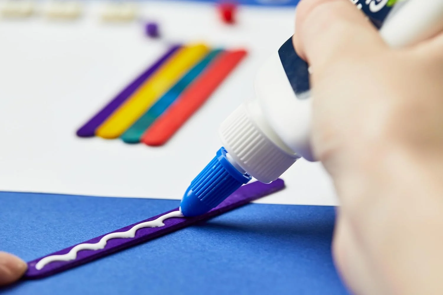 چسب PVA باستیک 118 میلی لیتر در بطری پلاستیکی