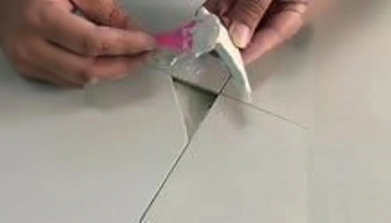 چسب کاشی چند منظوره برای تعمیر کف و دیوار - چسب سیمانی همه کاره برای سطوح وینیل، پلاستیک، سرامیک و بتن، ایده آل برای حمام، آشپزخانه و موارد دیگر چسب کاشی چند منظوره برای تعمیر کف و دیوار - چسب سیمانی همه کاره برای سطوح وینیل، پلاستیک، سرامیک و بتن، ایده آل برای حمام، آشپزخانه و موارد دیگر