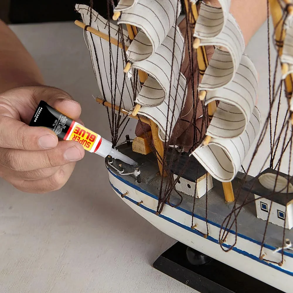 چسب قطره ای یک گرمی (12 عددی) چسب قطره ای یک گرمی (12 عددی)