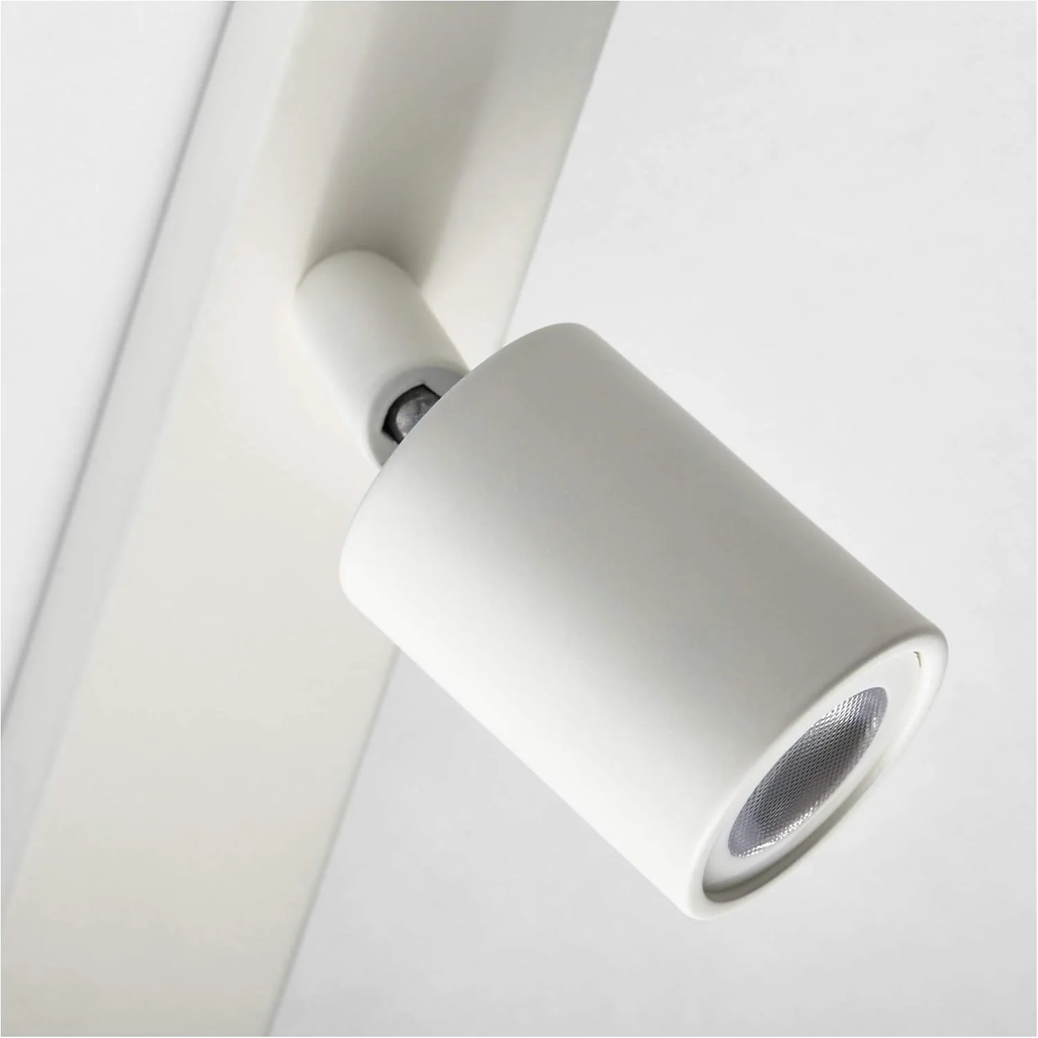 چراغ سقفی سه شاخه ال ای دی IKEA 002.381.44 Bäve، سفید