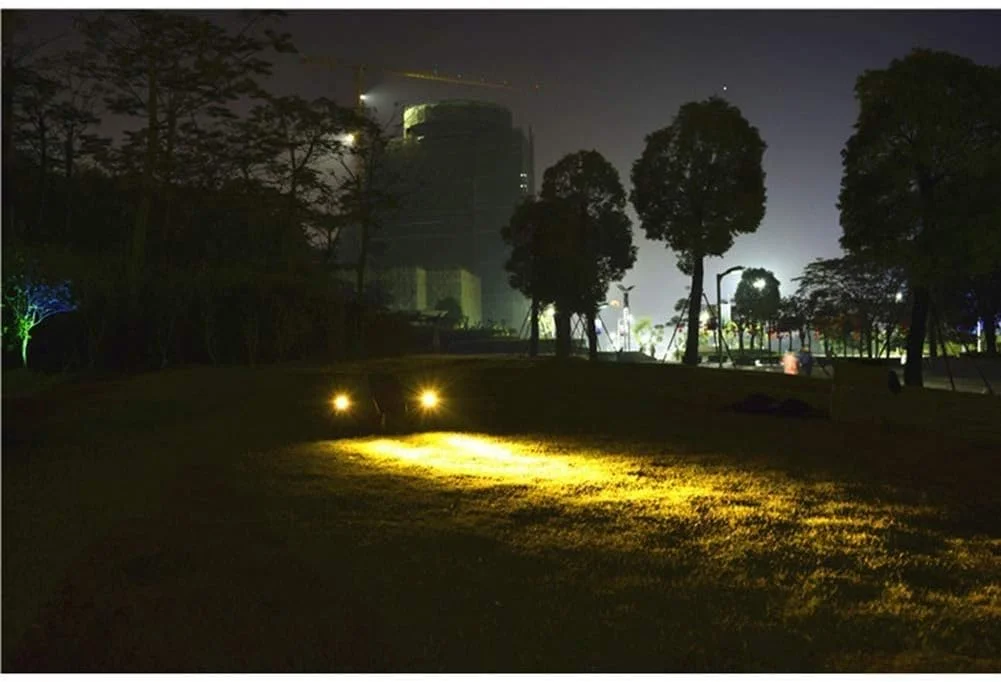 چراغ های خورشیدی 6 وات باغی با نور سفید گرم، ضد آب IP65، بسته 2 عددی چراغ های LED خورشیدی بیرونی. زاویه قابل تنظیم 270 درجه، شارژ در روز (6-8 ساعت)، روشن شدن خودکار در شب (7-8 ساعت)