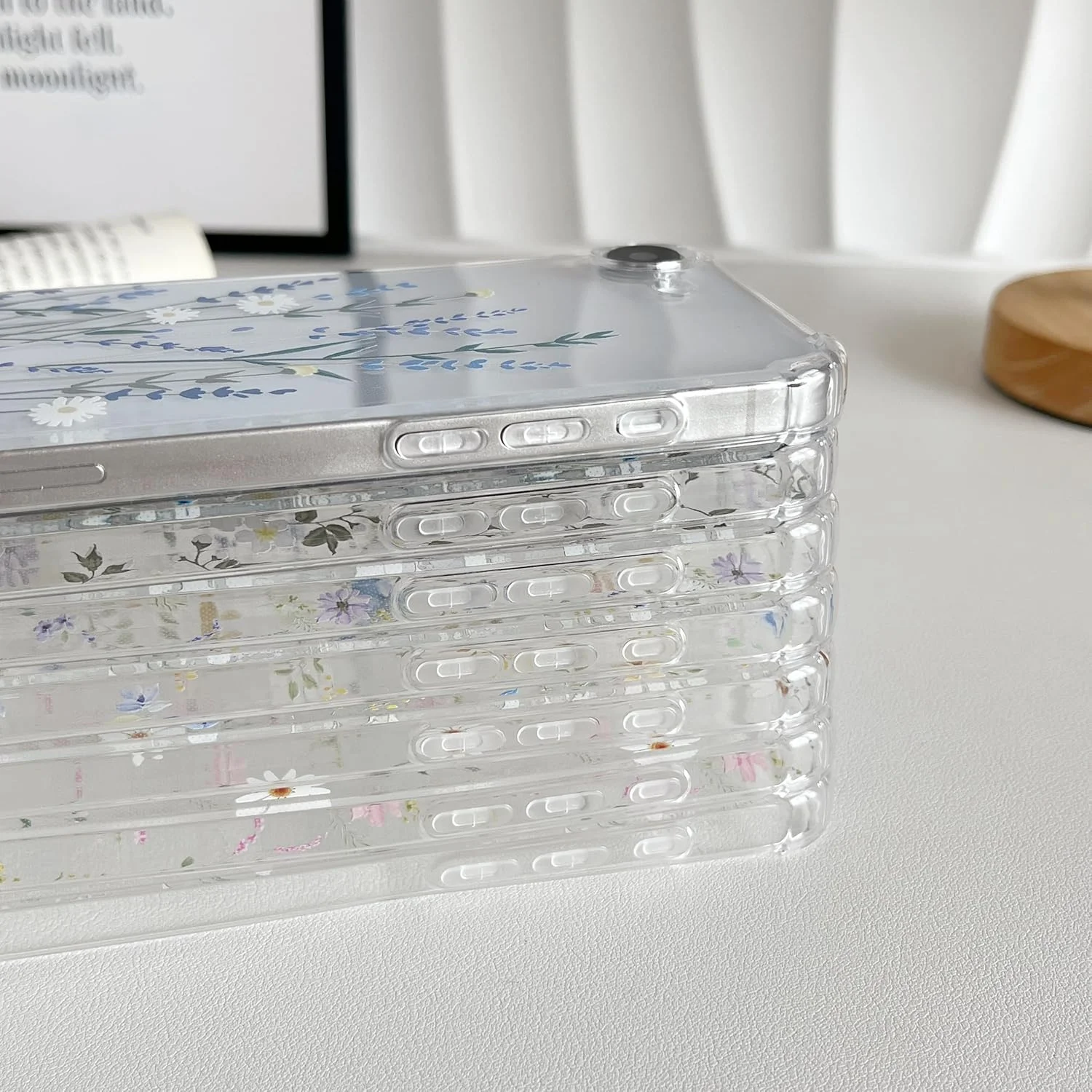 کاور محافظ ژلهای نرم و شفاف ZTOFERA با طرح گل، فوقالعاده نازک، ضد خش، مناسب برای آیفون 16e سایز 6.1 اینچ - رنگ اسطوخودوسی کاور محافظ ژلهای نرم و شفاف ZTOFERA با طرح گل، فوقالعاده نازک، ضد خش، مناسب برای آیفون 16e سایز 6.1 اینچ - رنگ اسطوخودوسی