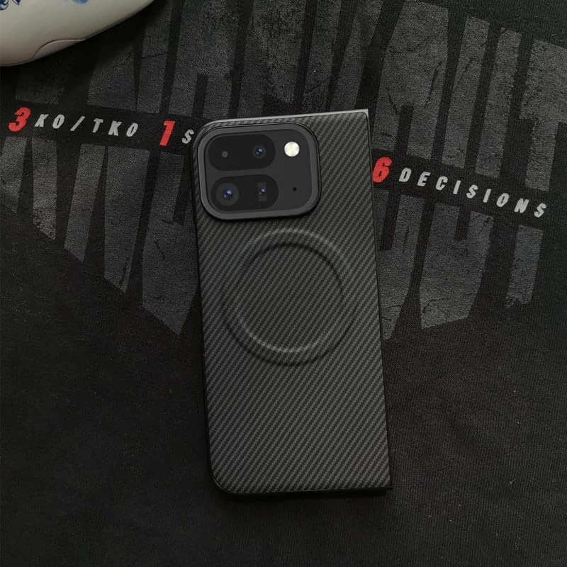 قاب محافظ گوشی Gruattreay سازگار با گوگل پیکسل 9 پرو فولد (2024)، سازگار با Mag-Safe، فیبر کربنی ضد ضربه و ضد افتادن (مشکی)